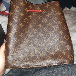 Louis Vuitton bag neonoe poppy